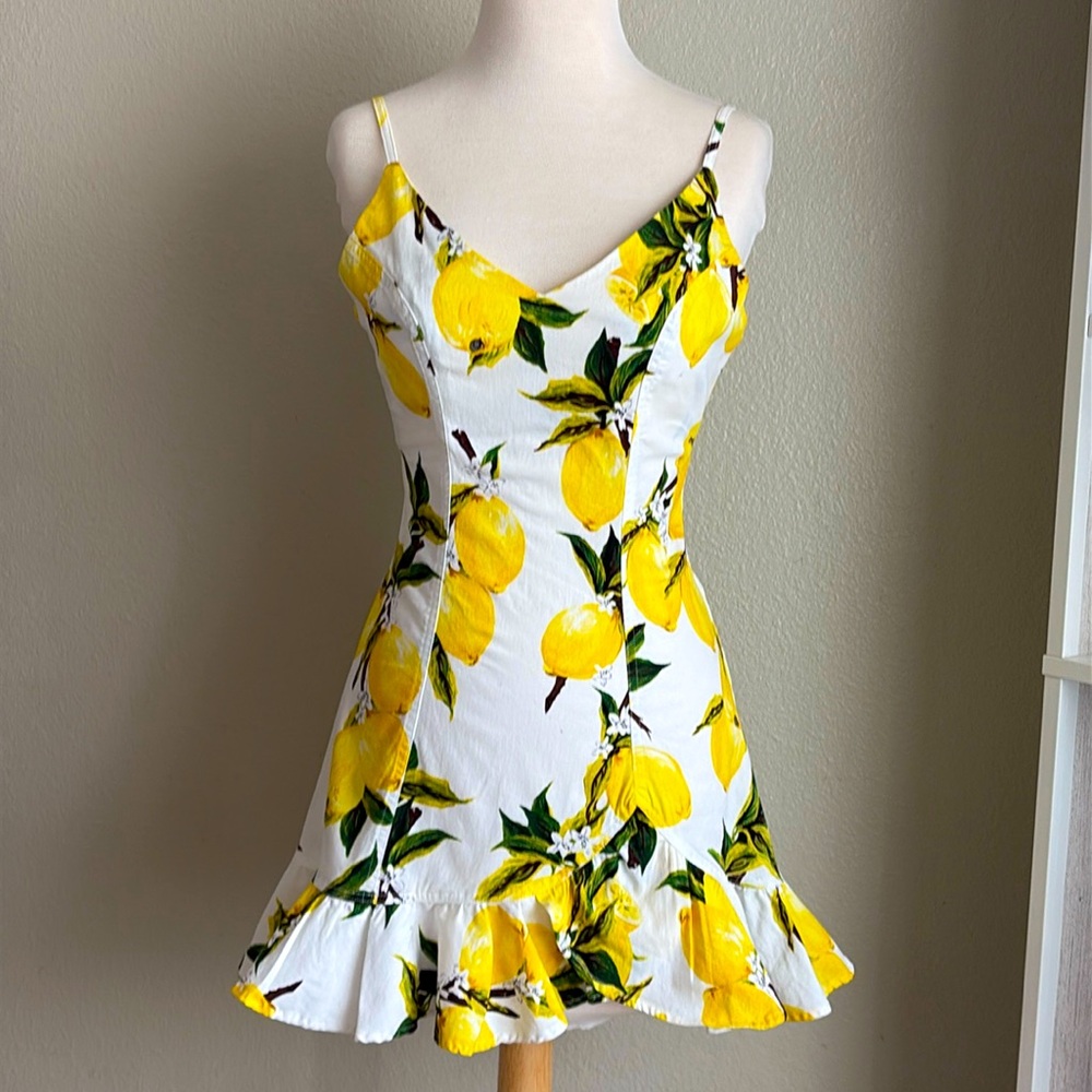 Beautiful 🍋 lemons little dress